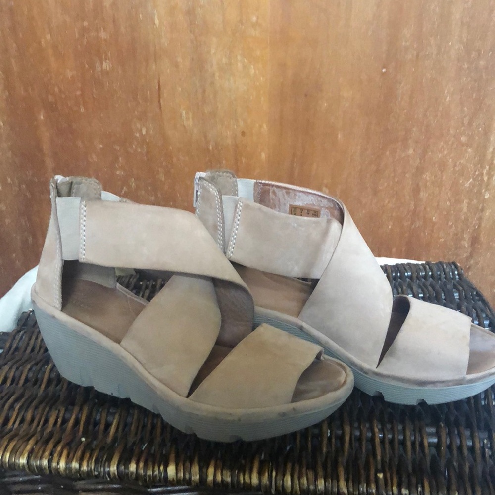 Clark’s artisan wedges